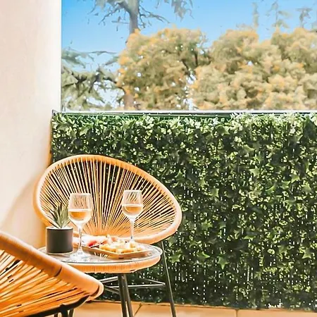 Apartamento T2 Moderne Avec Piscine, Terrasse Et Parking Privé Uzès