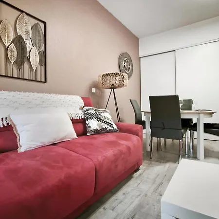 Apartamento T2 Moderne Avec Piscine, Terrasse Et Parking Privé *